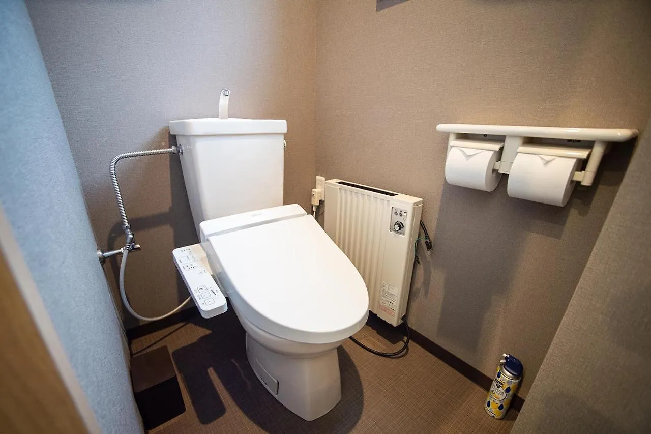 Guesthouse Tomoeドットコム Hakodate 0*,